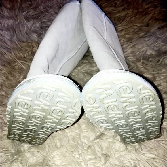 Women’s sheepskin EMU Boots Baby Blue Sz W9/M8 - Picture 8 of 8